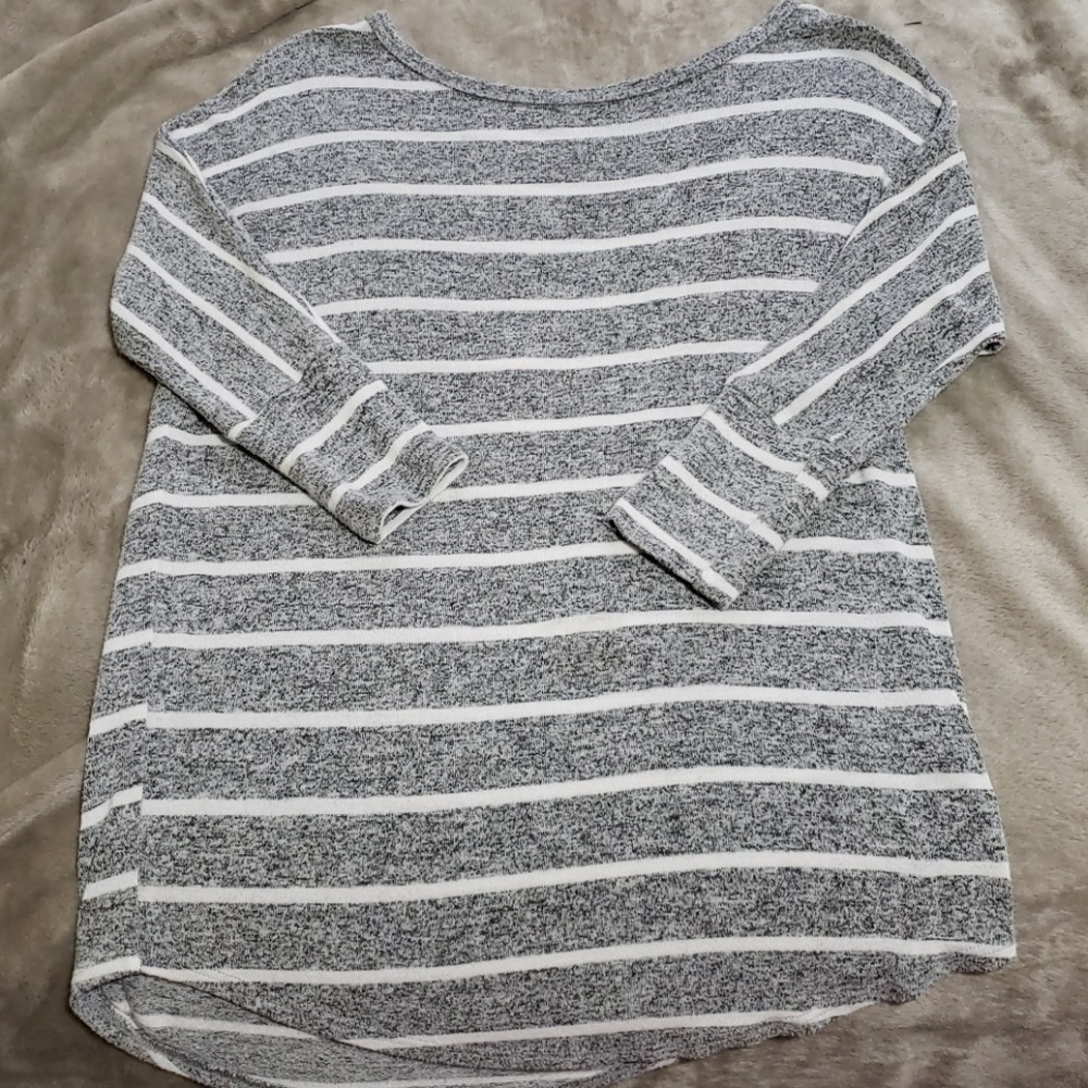 3/4 sleeves shirt